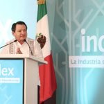 Gobierno de Yucatán apoya a personas vulnerables con cirugías de cataratas