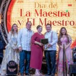 Asegura Díaz Mena que el magisterio es el “cambio profundo de Yucatán”